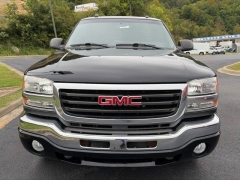 Used 2004  GMC Sierra 2500 4WD Crew Cab HD at Clutts Auto Sales near Hazard&comma; KY