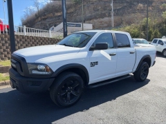Used 2022  Ram 1500 Classic 4WD Warlock Crew Cab 5'7" Box at Clutts Auto Sales near Hazard&comma; KY