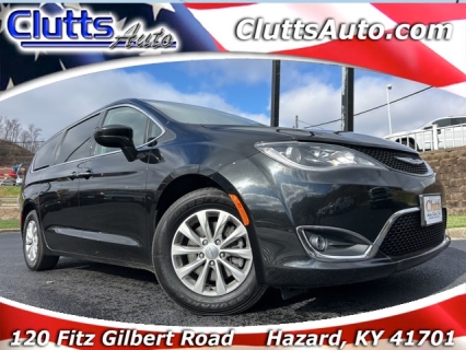 Used 2020 Chrysler Pacifica 4d Wagon Touring at Clutts Auto Sales near Hazard, KY