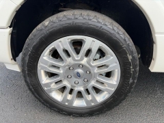 Used 2012  Ford Expedition 4d SUV 4WD Limited at Clutts Auto Sales near Hazard&comma; KY