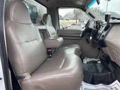 Used 2008  Ford Super Duty F-350 4WD Reg Cab XL SRW at Clutts Auto Sales near Hazard&comma; KY