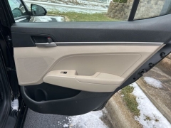 Used 2019  Hyundai Elantra 4d Sedan SE Auto at Clutts Auto Sales near Hazard&comma; KY