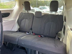 Used 2020  Chrysler Pacifica 4d Wagon Touring at Clutts Auto Sales near Hazard, KY