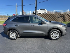Used 2022  Ford Escape SE AWD at Clutts Auto Sales near Hazard&comma; KY