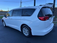 Used 2022  Chrysler Voyager LX FWD at Clutts Auto Sales near Hazard&comma; KY