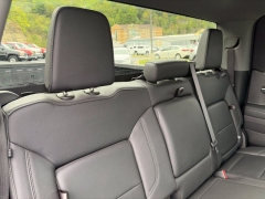 Used 2025  GMC Sierra 1500 4WD Crew Cab 147" SLT at Clutts Auto Sales near Hazard&comma; KY