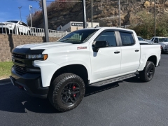Used 2021  Chevrolet Silverado 1500 4WD Crew Cab 147" LT Trail Boss at Clutts Auto Sales near Hazard, KY