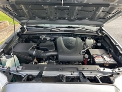 Used 2019  Toyota Tacoma 4WD Access Cab TRD Off-Road at Clutts Auto Sales near Hazard, KY