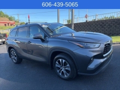 Used 2022  Toyota Highlander XLE AWD at Clutts Auto Sales near Hazard&comma; KY