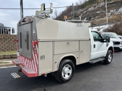 Used 2008  Ford Super Duty F-350 4WD Reg Cab XL SRW at Clutts Auto Sales near Hazard&comma; KY