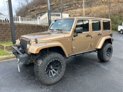 Used 2015  Jeep Wrangler Unlimited 4d Convertible Sahara at Clutts Auto Sales near Hazard&comma; KY