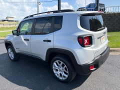 Used 2018  Jeep Renegade 4d SUV 4WD Sport at Clutts Auto Sales near Hazard&comma; KY