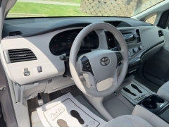 Used 2012  Toyota Sienna 4d Wagon LE V6 at Clutts Auto Sales near Hazard&comma; KY