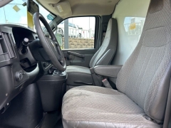 Used 2018  Chevrolet Express Cutaway 3500 Van 159" at Clutts Auto Sales near Hazard&comma; KY