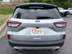 Used 2020 Ford Escape 4d SUV AWD SE at Clutts Auto Sales near Hazard, KY