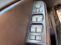 Used 2018  GMC Yukon 4d SUV 4WD SLT at Clutts Auto Sales near Hazard&comma; KY