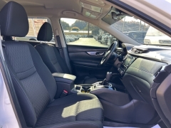 Used 2020  Nissan Rogue 4d SUV AWD SV at Clutts Auto Sales near Hazard, KY