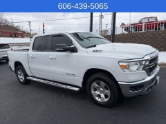 Used 2022  Ram 1500 4WD Big Horn Crew Cab 5'7" Box at Clutts Auto Sales near Hazard&comma; KY