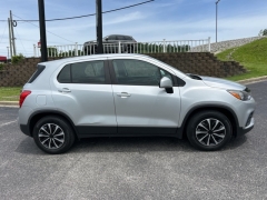 Used 2018 Chevrolet Trax 4d SUV FWD LS at Clutts Auto Sales near Hazard, KY