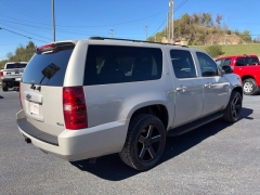 Used 2007  Chevrolet Suburban 1500 SUV 4WD LTZ at Clutts Auto Sales near Hazard&comma; KY
