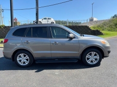 Used 2012  Hyundai Santa Fe 4d SUV FWD SE at Clutts Auto Sales near Hazard&comma; KY