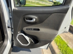 Used 2018  Jeep Renegade 4d SUV 4WD Sport at Clutts Auto Sales near Hazard&comma; KY
