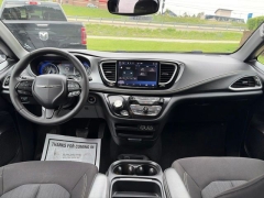 Used 2023  Chrysler Pacifica Touring FWD at Clutts Auto Sales near Hazard&comma; KY