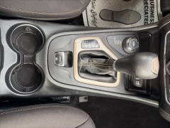 Used 2016  Jeep Cherokee 4d SUV 4WD Latitude at Clutts Auto Sales near Hazard&comma; KY