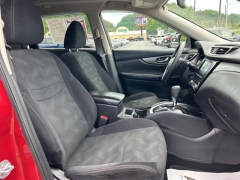 Used 2016 Nissan Rogue 4d SUV AWD SV at Clutts Auto Sales near Hazard, KY