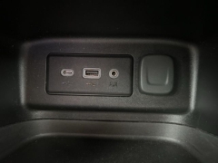 Used 2020  Chevrolet Equinox 4d SUV AWD LS w&sol;1FL at Clutts Auto Sales near Hazard&comma; KY