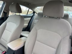 Used 2019  Hyundai Elantra 4d Sedan SE Auto at Clutts Auto Sales near Hazard&comma; KY