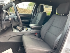 Used 2020 Jeep Grand Cherokee 4d SUV 4WD Laredo E at Clutts Auto Sales near Hazard, KY