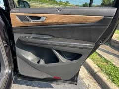 Used 2024 Volkswagen Atlas 2.0T SE w/Technology 4MOTION at Clutts Auto Sales near Hazard, KY