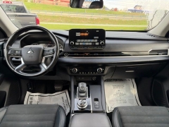 Used 2022  Mitsubishi Outlander SE S-AWC at Clutts Auto Sales near Hazard&comma; KY