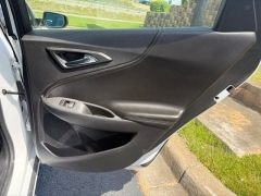 Used 2020  Chevrolet Malibu 4d Sedan LT at Clutts Auto Sales near Hazard&comma; KY