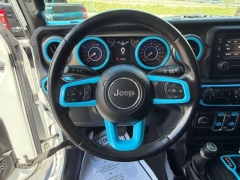 Used 2020  Jeep Gladiator Crew Cab Sport at Clutts Auto Sales near Hazard&comma; KY