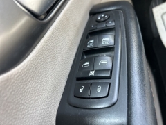 Used 2020  Chrysler Pacifica 4d Wagon Touring at Clutts Auto Sales near Hazard, KY