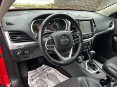 Used 2017  Jeep Cherokee 4d SUV 4WD Trailhawk V6 at Clutts Auto Sales near Hazard&comma; KY