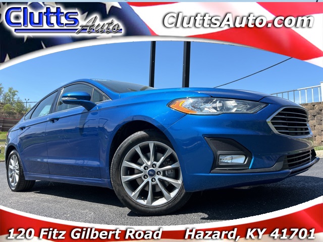 Used 2017  Ford Fusion 4d Sedan SE 2.5L at Clutts Auto Sales near Hazard, KY