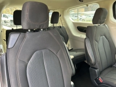 Used 2020  Chrysler Pacifica 4d Wagon Touring at Clutts Auto Sales near Hazard&comma; KY