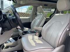 Used 2017 Chrysler Pacifica 4d Wagon Limited at Clutts Auto Sales near Hazard, KY