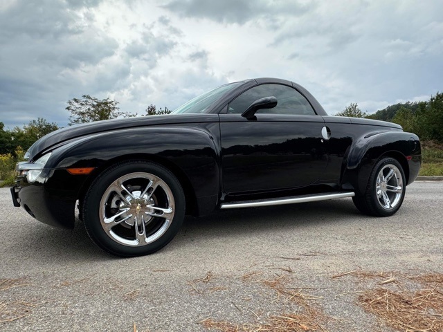 Used 2004  Chevrolet SSR Pickup 2d Convertible at Clutts Auto Sales near Hazard, KY
