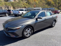 Used 2024  Hyundai Elantra SE IVT at Clutts Auto Sales near Hazard&comma; KY
