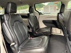 Used 2023  Chrysler Pacifica Touring L FWD at Clutts Auto Sales near Hazard&comma; KY