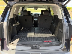 Used 2021  GMC Acadia AWD 4dr AT4 at Clutts Auto Sales near Hazard&comma; KY
