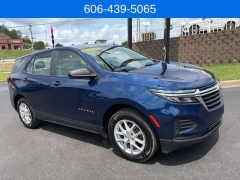 Used 2022  Chevrolet Equinox AWD 4dr LS w&sol;1FL at Clutts Auto Sales near Hazard&comma; KY