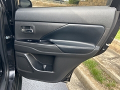 Used 2019  Mitsubishi Outlander 4d SUV FWD SE at Clutts Auto Sales near Hazard&comma; KY