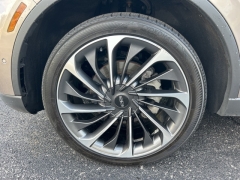 Used 2020 Lincoln Aviator 4d SUV AWD Reserve at Clutts Auto Sales near Hazard, KY
