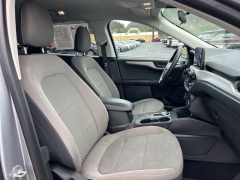 Used 2022 Ford Escape SE AWD at Clutts Auto Sales near Hazard, KY