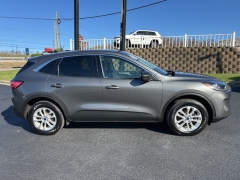 Used 2022  Ford Escape SE AWD at Clutts Auto Sales near Hazard, KY